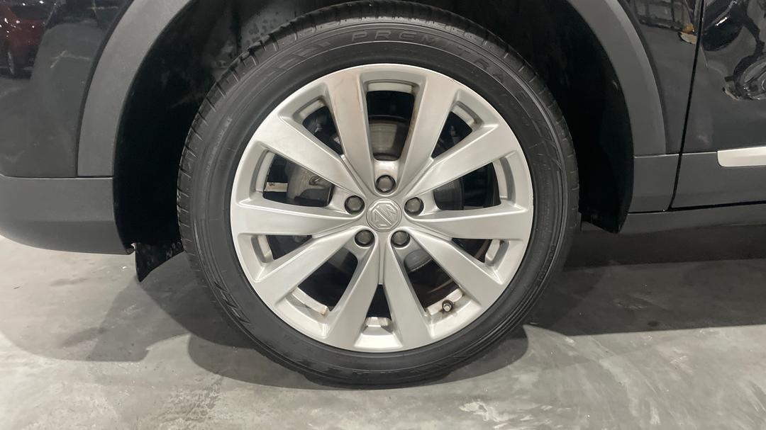 2024 MG ZS Excite, Automatic, 13471 km, Left Front Wheel