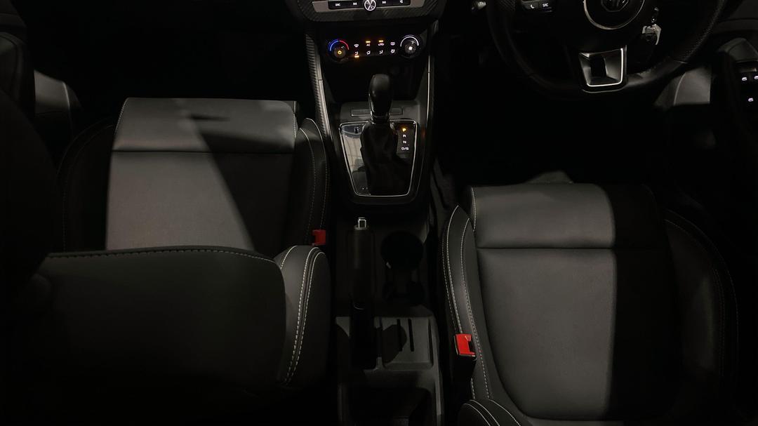 2024 MG ZS Excite, Automatic, 13471 km, Center Console