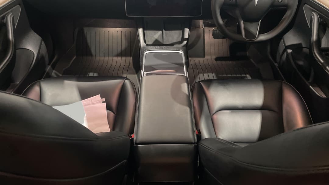 2023 Tesla Model 3 Long Range, Automatic, 48587 km, Center Console