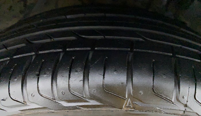 2020 Tata NEXON XZ+ OPT PETROL, Petrol, Manual, 5,825 km, Left Front Tyre Tread