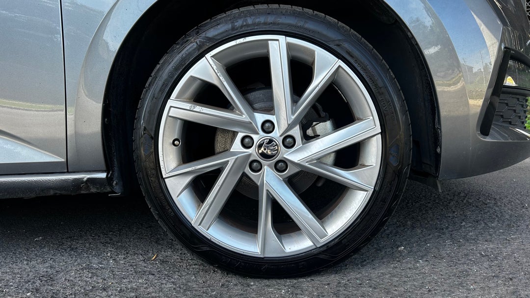 2023 SKODA Scala Ambition 85tsi, Automatic, 24890 km, Right Front Wheel