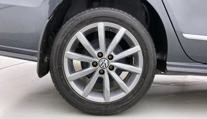 2020 Volkswagen Vento HIGHLINE PLUS 1.0L TSI, Petrol, Manual, 45,949 km, Right Rear Wheel