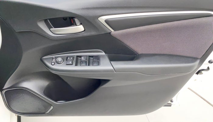 2017 Honda WR-V 1.2L I-VTEC VX MT, Petrol, Manual, 31,329 km, Driver Side Door Panels Control