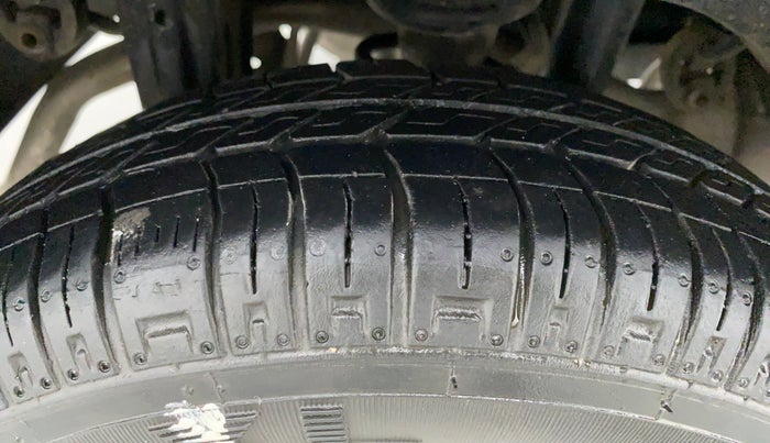 2018 Maruti Alto 800 LXI CNG, CNG, Manual, 29,590 km, Right Rear Tyre Tread