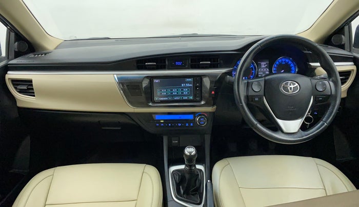 2015 Toyota Corolla Altis G, Petrol, Manual, 80,008 km, Dashboard