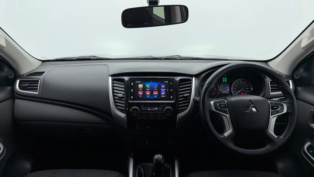 2018 Mitsubishi Triton Gls (4x4) Sports Edt, Manual, 109317 km, Dashboard View