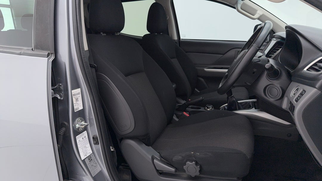 2018 Mitsubishi Triton Gls (4x4) Sports Edt, Manual, 109317 km, Right Side Front Door Cabin View