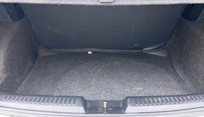 2014 Volkswagen Polo HIGHLINE1.2L PETROL, Petrol, Manual, 68,345 km, Boot Inside