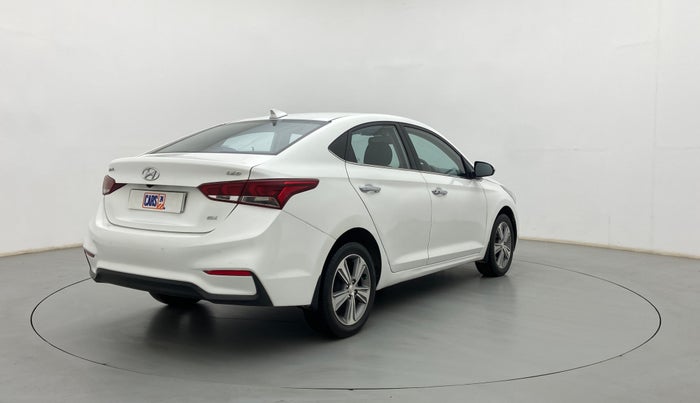 2018 Hyundai Verna 1.6 CRDI SX + AT, Diesel, Automatic, 90,944 km, Right Back Diagonal