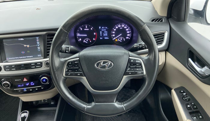 2018 Hyundai Verna 1.6 CRDI SX + AT, Diesel, Automatic, 90,944 km, Steering Wheel Close Up
