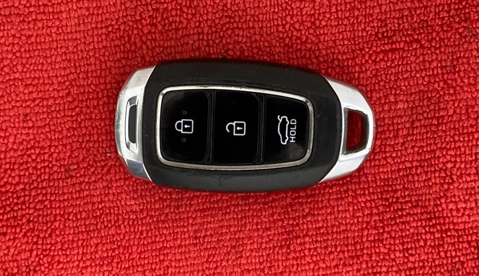 2018 Hyundai Verna 1.6 CRDI SX + AT, Diesel, Automatic, 90,944 km, Lock system - Remote key not functional