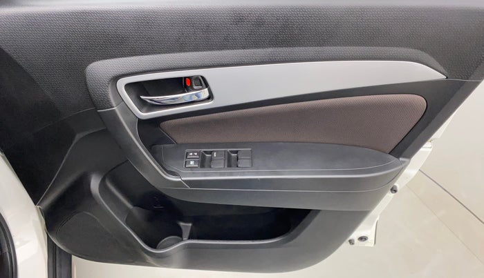 2022 Toyota URBAN CRUISER PREMIUM GRADE AT, Petrol, Automatic, 4,670 km, Driver Side Door Panels Control