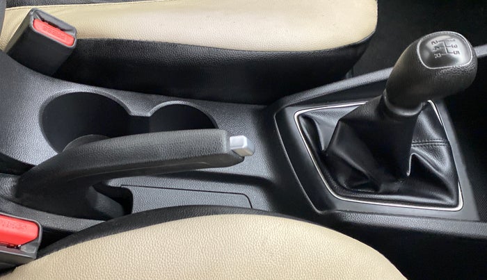 2017 Hyundai Elite i20 ASTA 1.2, Petrol, Manual, 18,750 km, Gear Lever
