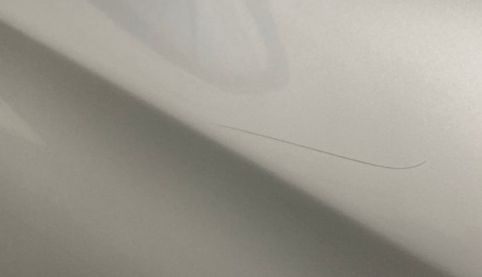 2017 Hyundai Elite i20 ASTA 1.2, Petrol, Manual, 18,750 km, Front passenger door - Minor scratches