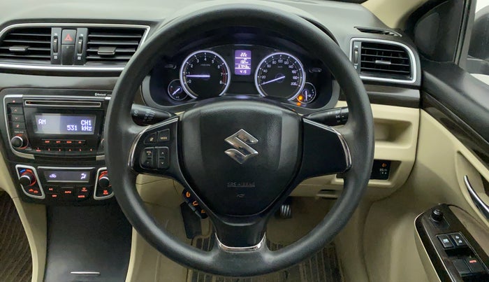 2015 Maruti Ciaz VXI+, Petrol, Manual, 57,943 km, Steering Wheel Close Up