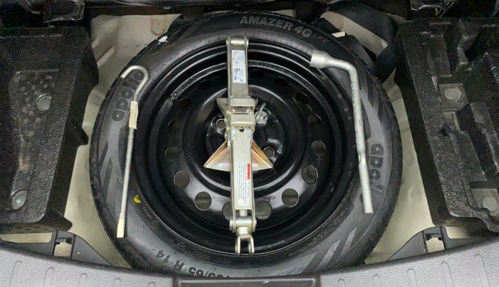 2016 Maruti Wagon R 1.0 VXI, Petrol, Manual, 34,596 km, Spare Tyre
