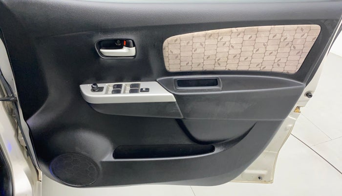 2016 Maruti Wagon R 1.0 VXI, Petrol, Manual, 34,596 km, Driver Side Door Panels Control