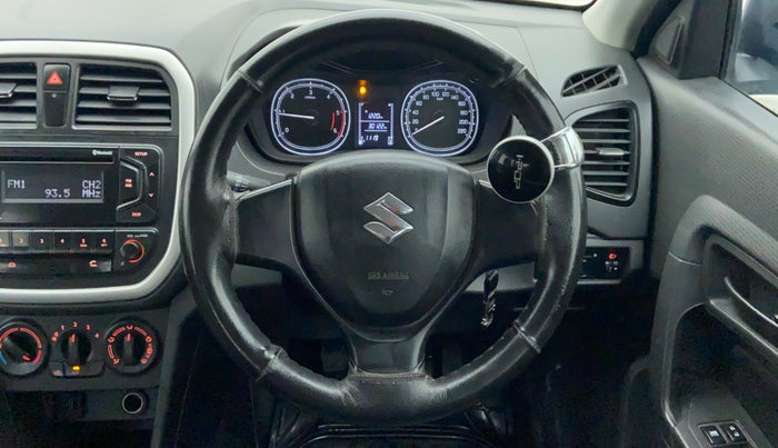 2016 Maruti Vitara Brezza VDI, Diesel, Manual, 30,116 km, Steering Wheel Close Up