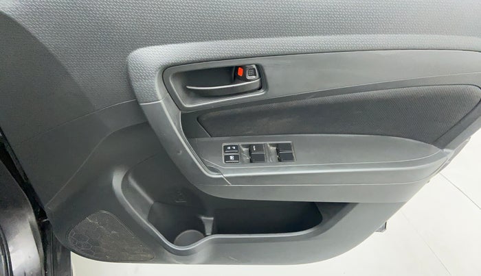 2016 Maruti Vitara Brezza VDI, Diesel, Manual, 30,116 km, Driver Side Door Panels Control