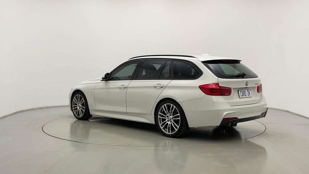 Left Back Diagonal (45- Degree) View