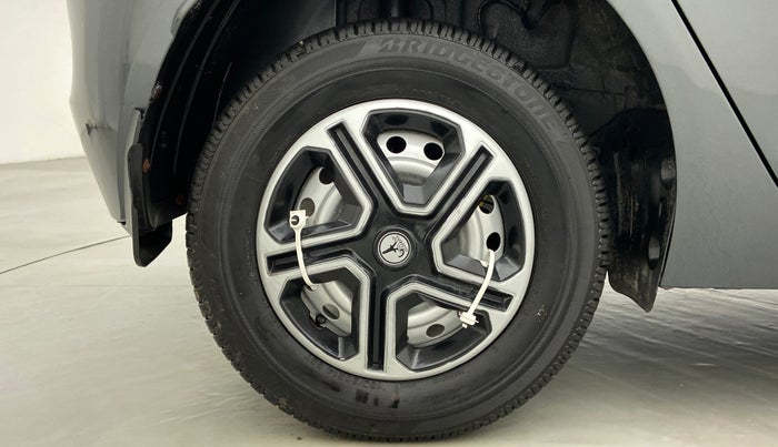 2021 Tata ALTROZ XE 1.2, Petrol, Manual, 1,253 km, Right Rear Wheel