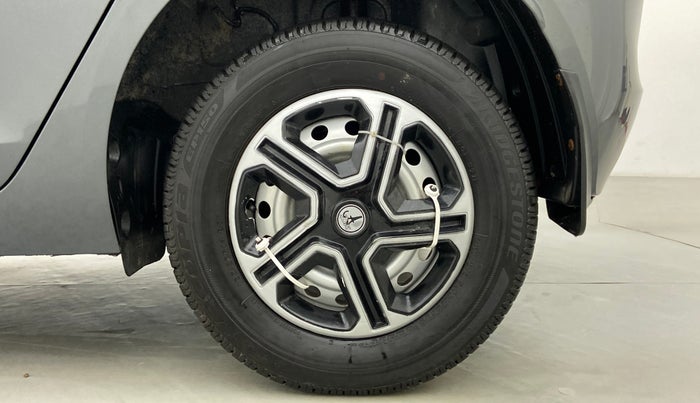 2021 Tata ALTROZ XE 1.2, Petrol, Manual, 1,253 km, Left Rear Wheel