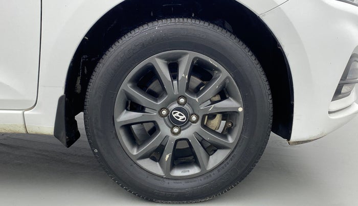 2019 Hyundai Elite i20 SPORTZ PLUS 1.2, Petrol, Manual, 52,314 km, Right Front Wheel