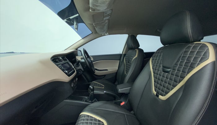 2019 Hyundai Elite i20 SPORTZ PLUS 1.2, Petrol, Manual, 52,314 km, Right Side Front Door Cabin