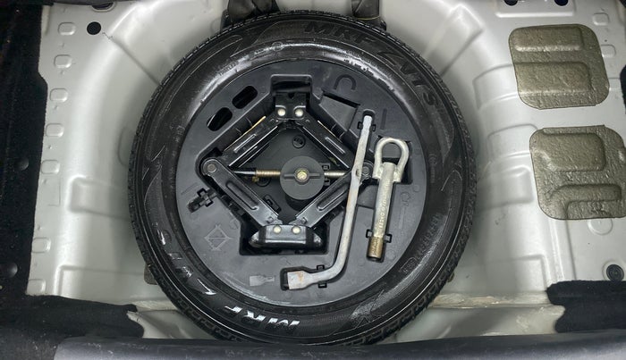 2018 Mahindra KUV 100 NXT K2 P 6 STR, Petrol, Manual, 40,830 km, Spare Tyre