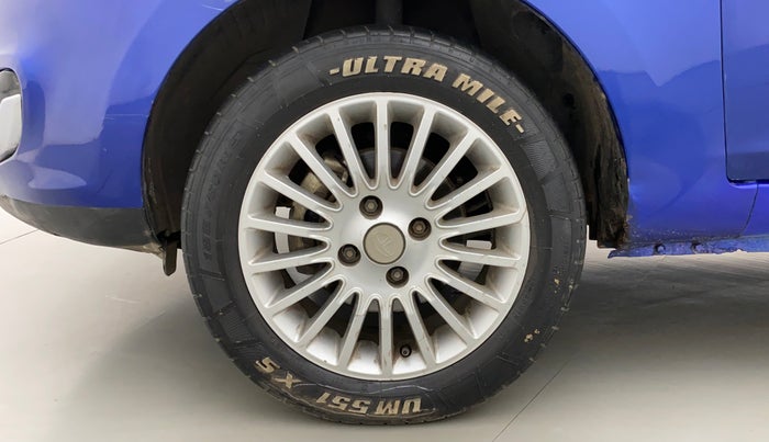 2015 Tata Zest XMA F-TRONIC DIESEL, Diesel, Automatic, 1,16,242 km, Left Front Wheel