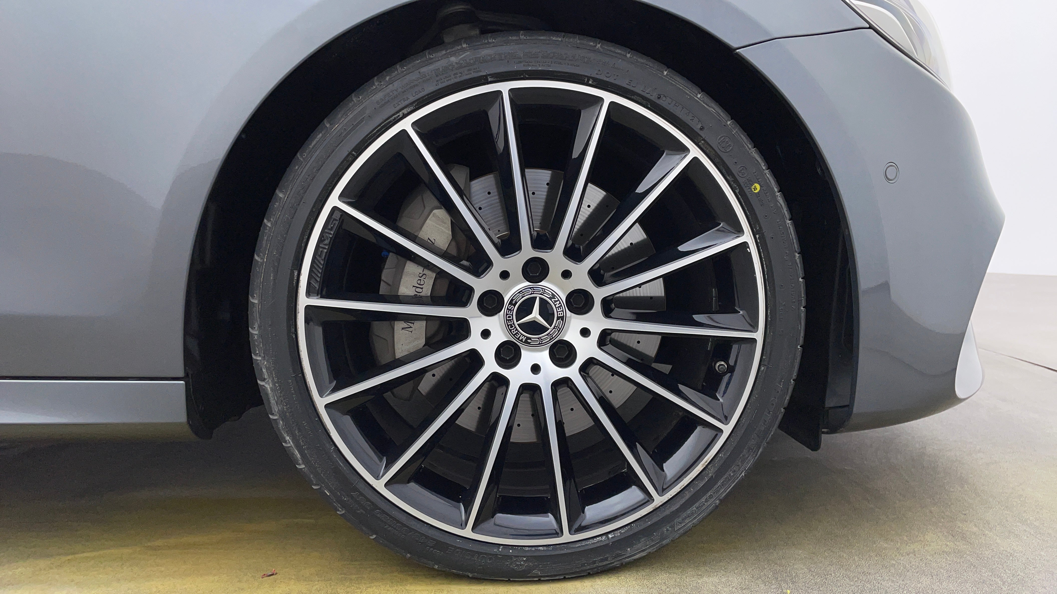 Mercedes Benz E-Class-Right Front Tyre