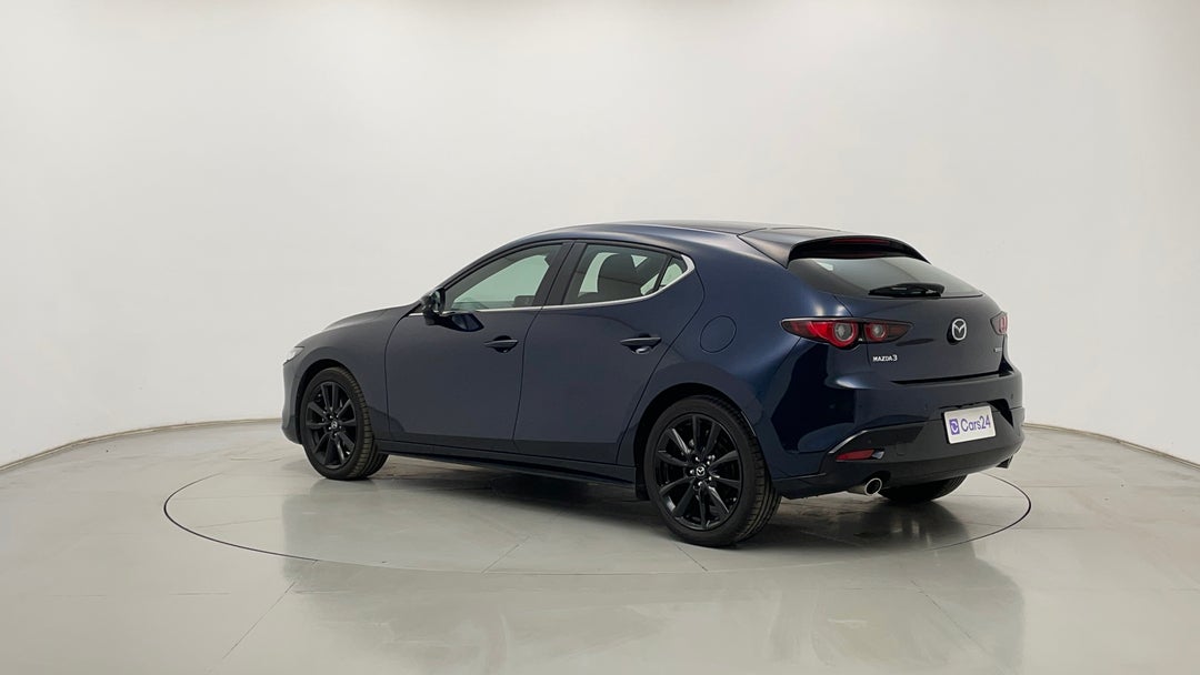 Left Back Diagonal (45- Degree) View