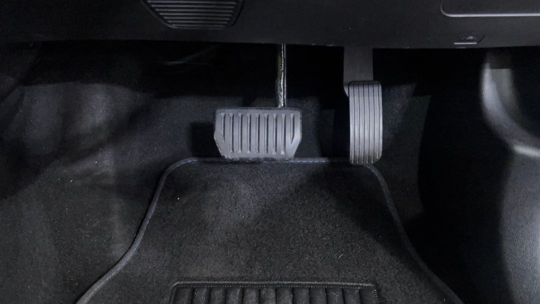 Pedals and Footmat