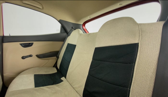 2012 Hyundai Eon MAGNA +, Petrol, Manual, 37,012 km, Right Side Rear Door Cabin