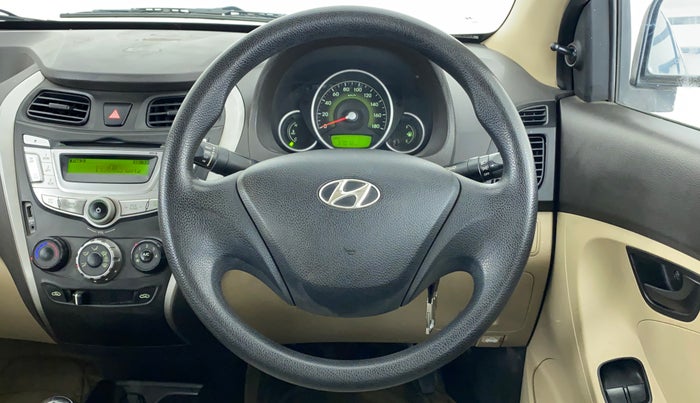 2012 Hyundai Eon MAGNA +, Petrol, Manual, 37,012 km, Steering Wheel Close Up