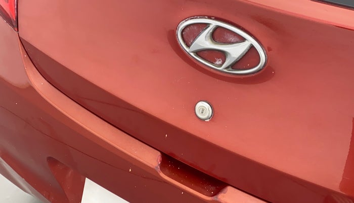 2012 Hyundai Eon MAGNA +, Petrol, Manual, 37,012 km, Dicky (Boot door) - Minor scratches