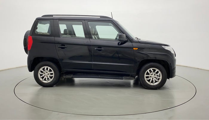 2018 Mahindra TUV300 T8 AMT, Diesel, Automatic, 59,701 km, Right Side View