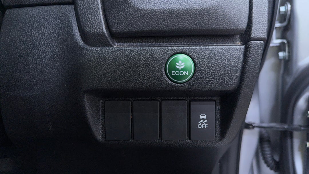 2017 Honda Jazz Vti, Automatic, 143412 km, Utility Switches/Buttons