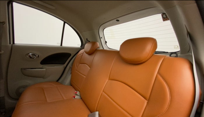 2014 Nissan Micra XV CVT, Petrol, Automatic, 67,950 km, Right Side Rear Door Cabin