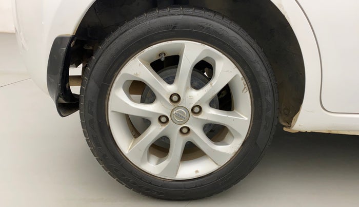 2014 Nissan Micra XV CVT, Petrol, Automatic, 67,950 km, Right Rear Wheel