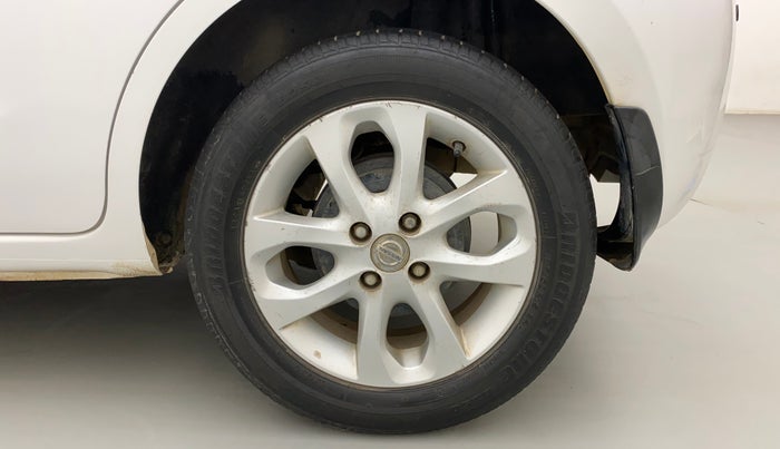 2014 Nissan Micra XV CVT, Petrol, Automatic, 67,950 km, Left Rear Wheel