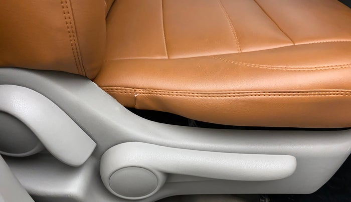 2014 Nissan Micra XV CVT, Petrol, Automatic, 67,950 km, Driver Side Adjustment Panel