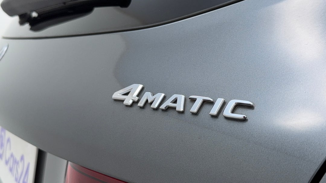 Badge (Boot Right Side)