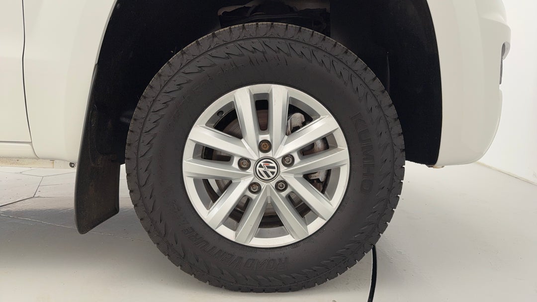 2016 Volkswagen Amarok Tdi420 Trendline (4x4), Automatic, 124271 km, Right Front Wheel