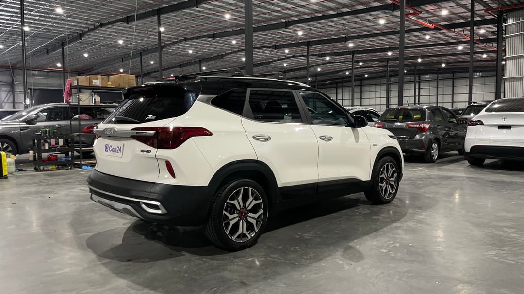 2021 Kia Seltos Gt-line (AWD), Automatic, 87502 km, Right Back Diagonal (45- Degree) View