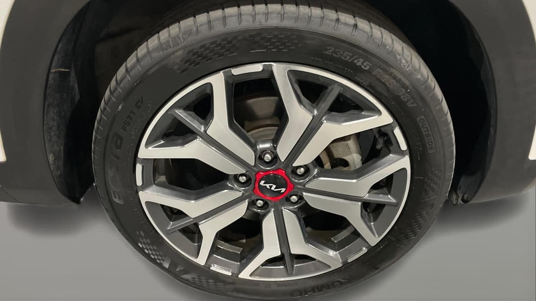 2021 Kia Seltos Gt-line (AWD), Automatic, 87502 km, Right Front Wheel