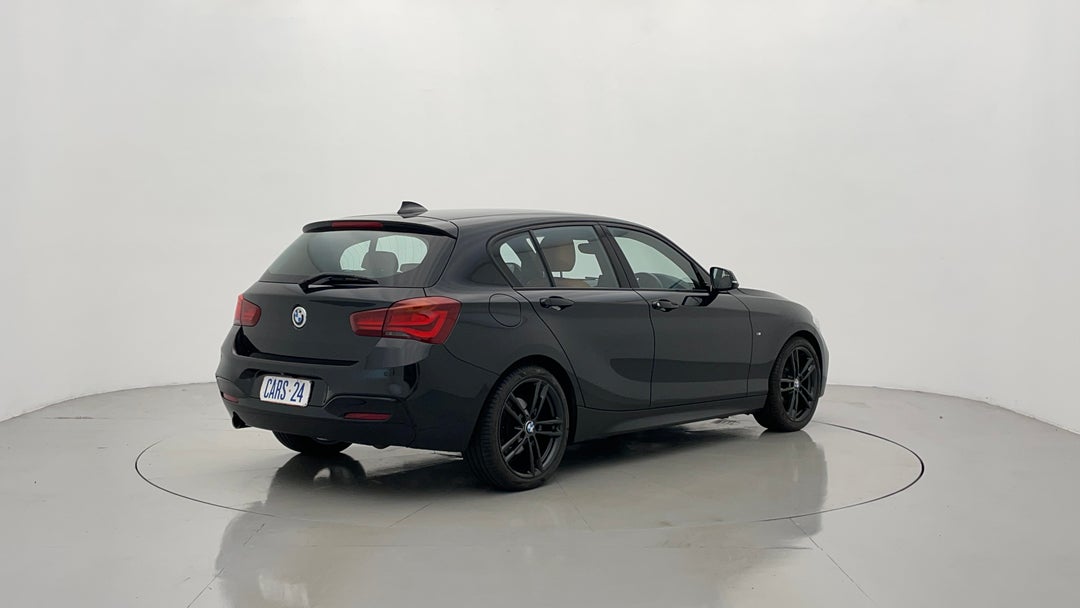 Right Back Diagonal (45- Degree) View