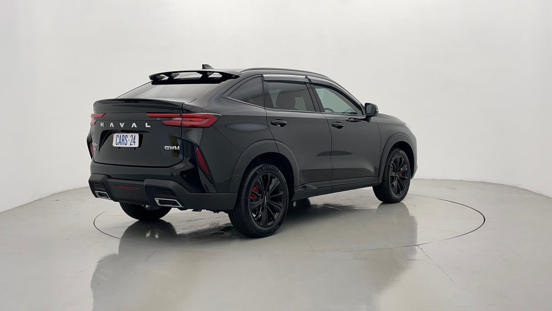 Right Back Diagonal (45- Degree) View