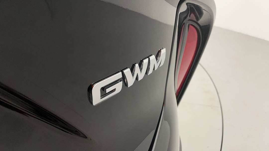 Badge (Boot Right Side)