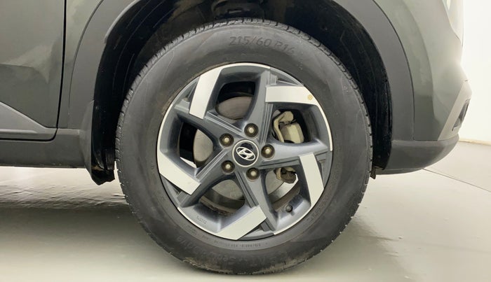 2019 Hyundai VENUE SX 1.0 (O) TURBO, Petrol, Manual, 27,024 km, Right Front Wheel